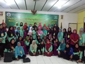 Kemendes PDT Gandeng Fatayat NU Kapuas Hulu Adakan Bimtek Inkubator Bisnis Pengolahan