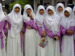 Wanita dan Santriwati #1: Peran Santriwati di Era Globalisasi