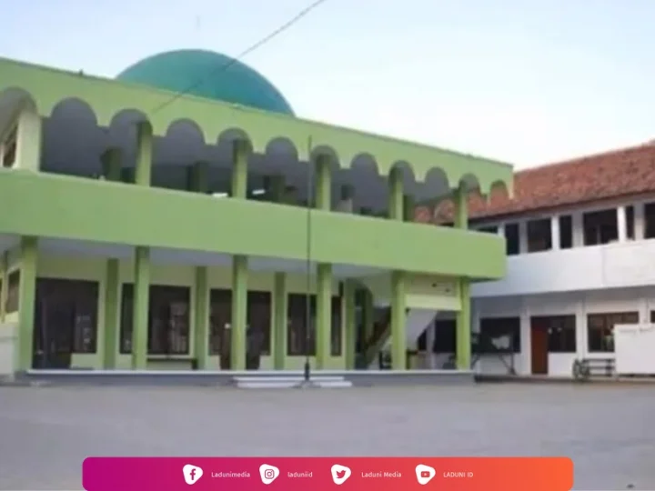 Pesantren Dar Al-Tauhid Cirebon