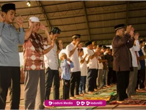 Gerakan yang Membatalkan Shalat Menurut Para Ulama Madzhab