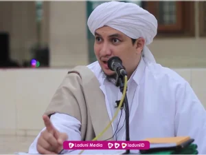 Akhlak Orang Saleh Itu Suka Mendamaikan