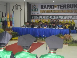 Rektor IAIN Jember Berpesan Jangan Berhenti Belajar Meski Sudah Lulus 