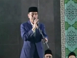 Kunjungi Santri, Presiden Jokowi Serukan Jaga Persatuan