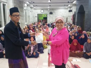 Diskusi Buku Fikih Kebangsaan, Ratusan Santri Pondok An-Nuriyah Antusias