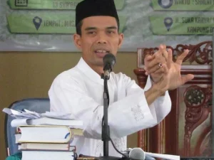 Polda Riau Datangi Rumah Ustaz Abdul Somad