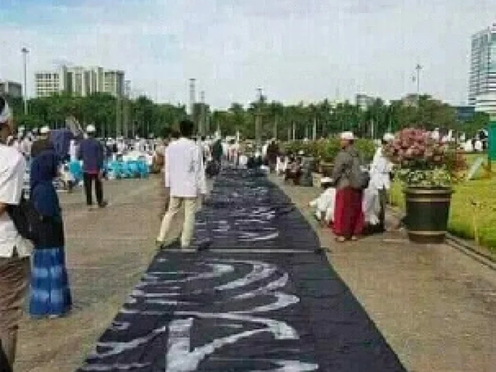 Ustadz Ichwan DS: Bendera Hizbut Tahrir BUKAN Bendera Rasulullah, Baru Dikenal Tahun 2005
