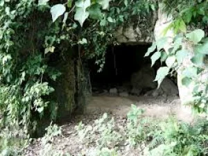 Misteri Gua Tujuh Laweung-Aceh Diyakini Tembus Ke Mekkah?