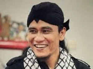 Metode Dakwah Gus Miek Menginspirasi Dakwah Gus Miftah