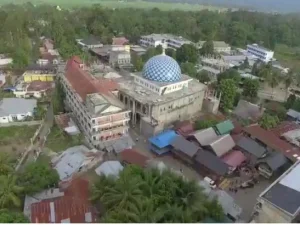 Mengintip Taman Surga Dunia