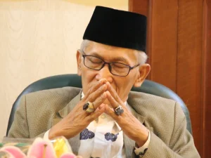 Mengenal Lebih Dekat Sosok KH Miftachul Akhyar, Rais Aam PBNU