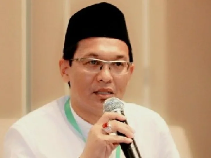 Ahmad Ishomuddin: Jangan Berlebihan dalam Mencintai Habib