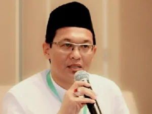 Ahmad Ishomuddin: Jangan Berlebihan dalam Mencintai Habib