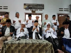KH. Ma'ruf Amin Siap Mundur dari Rais Aam PBNU dan Bersedia Jadi Wapres Jokowi