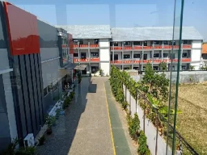 SMK Raden Umar Said Kudus