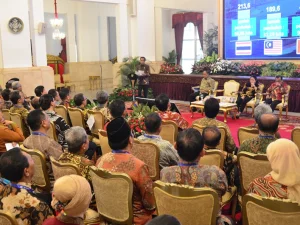 Hanya Tiga Kampus Indonesia Masuk 500 Besar, Jokowi Minta Birokrasi Berubah 