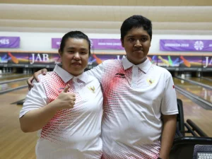 Pasangan Pebowling Elsa dan Azward Sumbang Perak untuk Indonesia