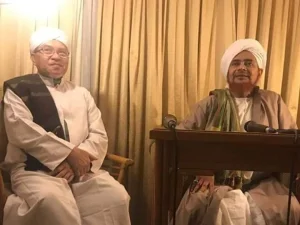Indahnya Kala Dua Kutub Ilmu Bersua dalam Keberkahan