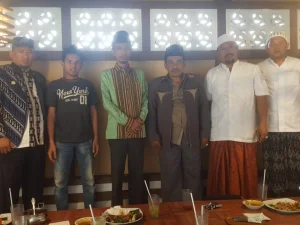 Apresiasi Jalan Sehat Hari Santri Nasional 2018, Borneo Wisata Hati Tour Sponsori Doorprize Utama Um