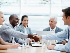 Tips Jitu Agar Menjadi Kesayangan Bos di Kantor