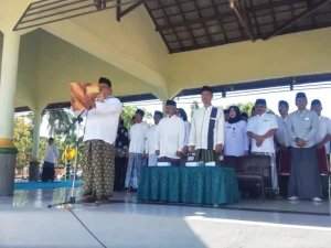 Apakah Tantangan Santri Zaman Sekarang? Inilah Jawaban Bupati Bondowoso