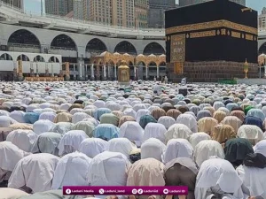 Shalat di Masjidil Haram Boleh Dilakukan Kapan Saja