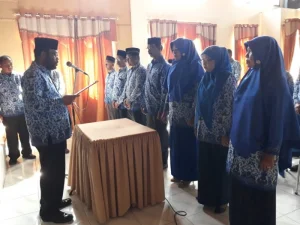 Tujuh Pegawai Kemenag Bireuen Dimutasi