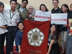 UGM Juara 1 Kompetisi Contract Drafting Diponegoro Law Fair 2018