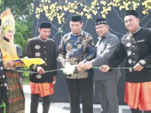 DEMA UIN AR- Raniry Gelar ACF