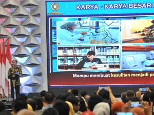 Jokowi: Tugas Seorang Ilmuwan adalah Mengubah Kesulitan Menjadi Kemudahan
