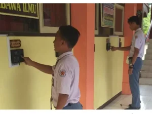 Fingerprint di SMKN Ini Terhubung ke HP Orang Tua, Kehadiran Siswa Terpantau