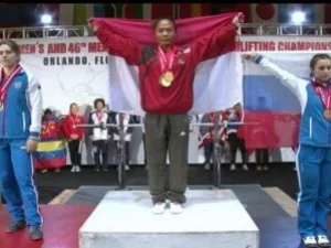 Sri Hartati Kantongi 3 Emas dan Pecahkan Rekor Dunia di World Open Powerlifting Championship
