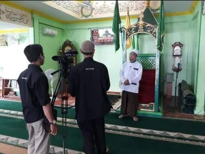 Kemenag Sanggau Dampingi TVRI Kalbar Liputan Sejarah Islam Awal Di Sanggau
