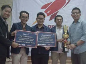 Tiga Mahasiswa IPB Juara Pertama Debat SDG's