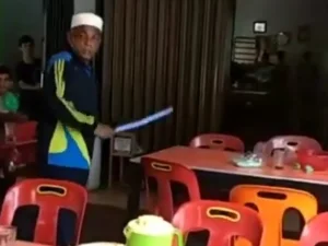 Wakil Bupati Aceh Besar  Ini Tegakkan Syariat Islam dengan Terjun Langsung ke Pasar