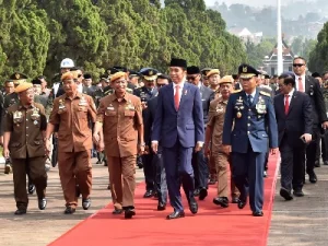 Presiden Jokowi Pimpin Upacara Hari Pahlawan 2018 di Bandung