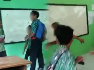 Terkait Video Guyonan Bullying Siswa pada Gurunya, KPAI: Itu Tidak Patut