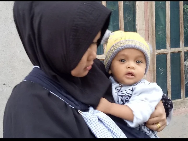 Memeluk Bayi Memengaruhi Sistem Imun dan Metabolisme