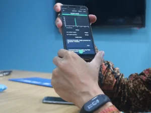 Mahasiswa UGM Ciptakan Aplikasi Gelang Kesehatan Kanafit