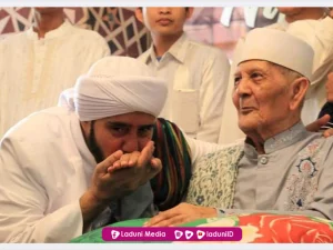 Adab Seorang Santri kepada Guru dan Kunci Memperoleh 'Futuh'