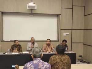 Kirab Budaya Meriahkan Rapimnas Kadin di Solo