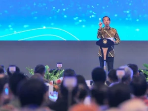 Presiden Jokowi Apresiasi Keberanian BI Bela Kurs Rupiah