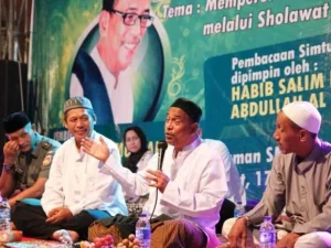 Fisik dan Pakaian Rasulullah Tidak Wajib Ditiru, Tapi Ini Kata Habib Umar Muthohar