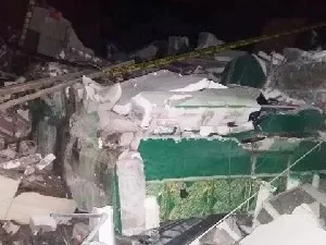 Bangunan Pondok Pesantren Penghafal Al-Quran di Gresik  Ambruk
