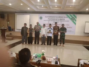 MUI Kalbar Adakan SIlaturrahim Ormas Islam dan Pelatihan Da'i serta Khatib