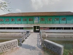 SMK Plus Umar Zahid Jombang