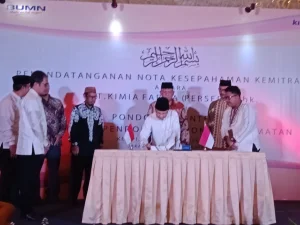PT Kimia Farma Jalin Kerja Sama dengan Pesantren