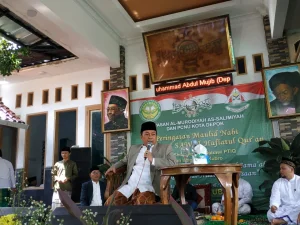 KH Musthafa Aqil Siradj: Ulama NU Dakwah Merangkul Bukan Memukul