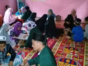 Mahasiswa KKS STAI Mempawah Bantu Mengajar Anak TPA al-Muttaqin