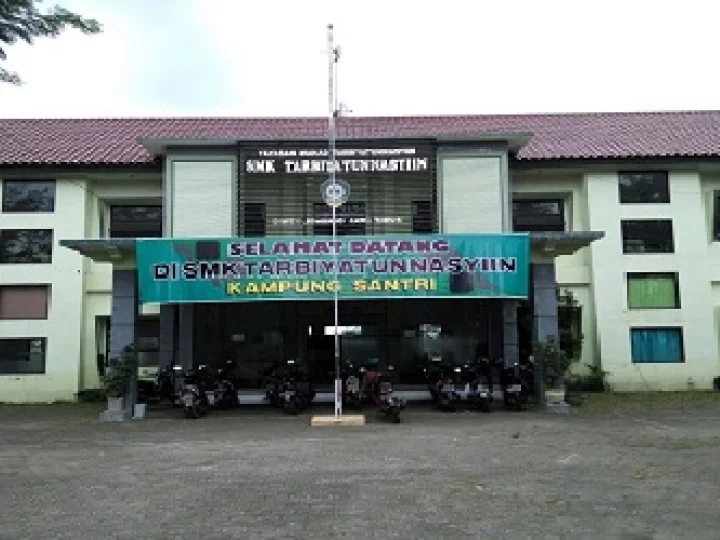 SMK Tarbiyatunnasyiin Jombang