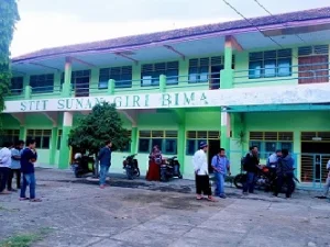 STIT Sunan Giri Bima, NTB